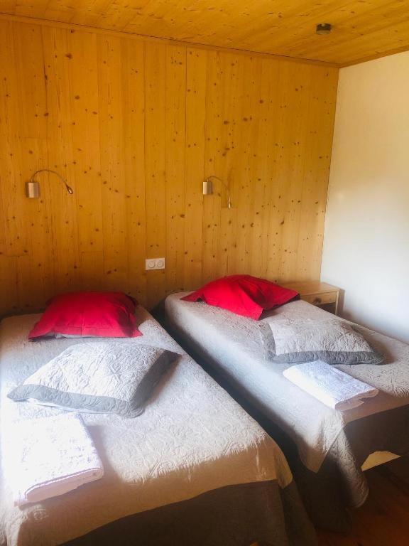 Saint-Colomban-des-Villards Auberge Du Glandon المظهر الخارجي الصورة