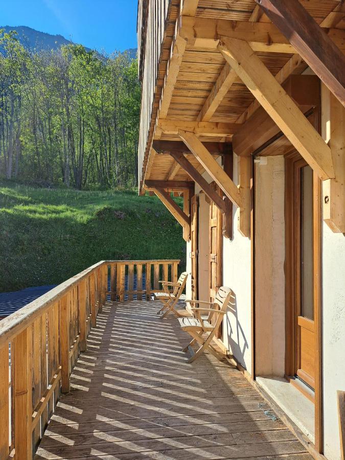 Saint-Colomban-des-Villards Auberge Du Glandon المظهر الخارجي الصورة